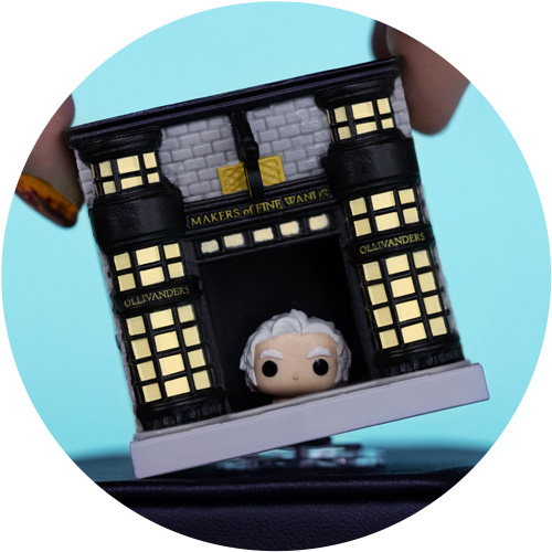 Warner Brothers Harry Potter Olivanders Bitty POP! Bitty-Verse collectible